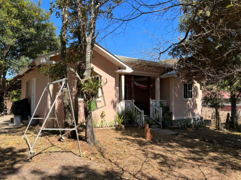 Venta de casa en Yamaranguila intibuca 2023