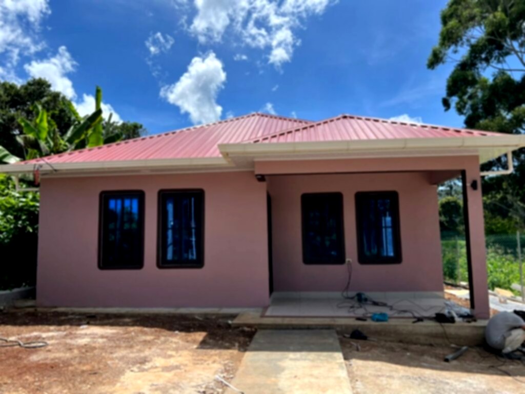 Venta de casas en la esperanza intibuca honduras 2025 de 3 habitaciones y 2 baños