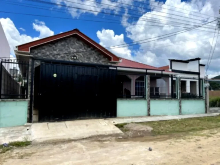 🏡 Casa en Venta en Residencial Los Arrayanes – La Esperanza, Intibucá