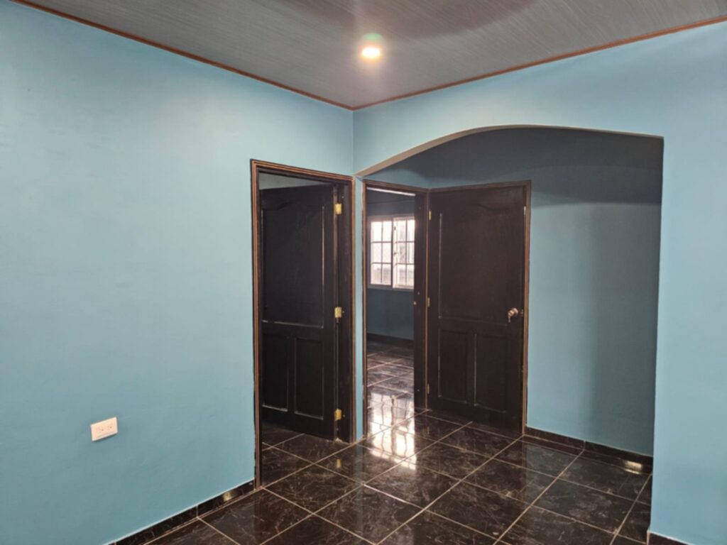 Venta de casa en la esperanza, intibuca, 2026 2027, residencial los arrayanes