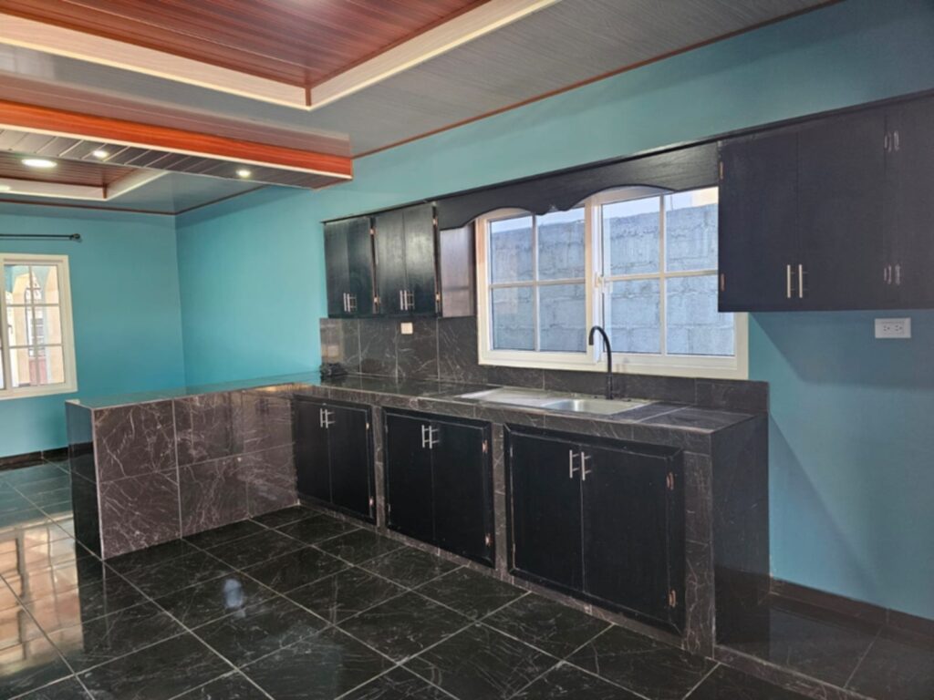 Venta de casa en la esperanza, intibuca, 2026 2027, residencial los arrayanes