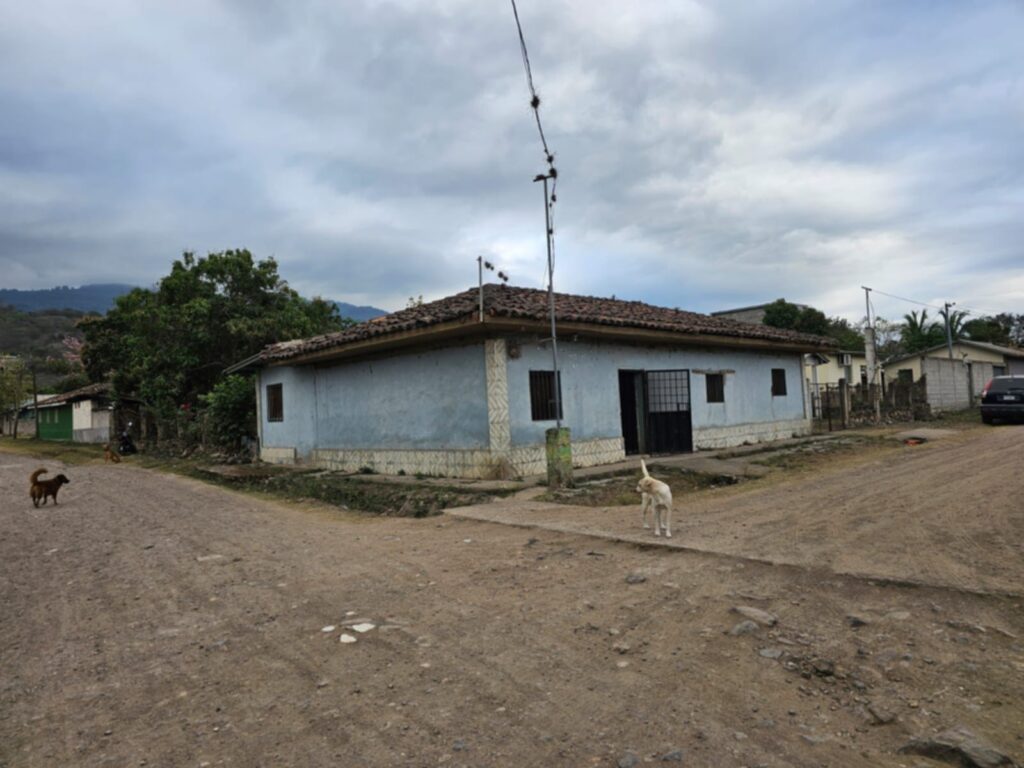 "venta-propiedad-esquina-jesus-de-otoro-intibuca-ocarpa"