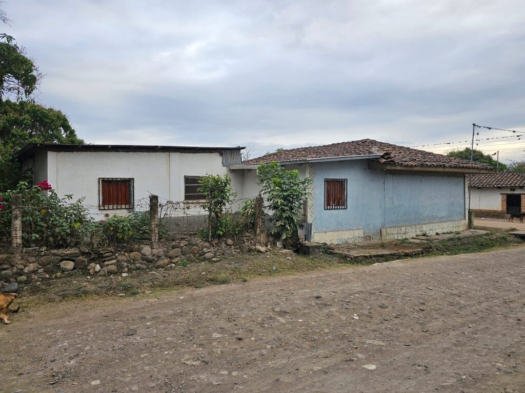 "venta-propiedad-esquina-jesus-de-otoro-intibuca-ocarpa"