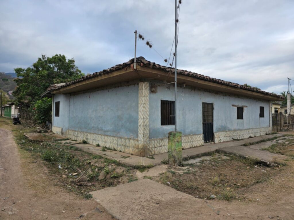 "venta-propiedad-esquina-jesus-de-otoro-intibuca-ocarpa"