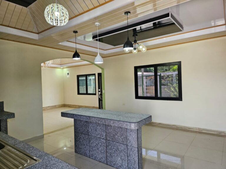 Residencia de 3 Habitaciones en Venta: Residencial Villa Isabela, La Esperanza, Intibucá