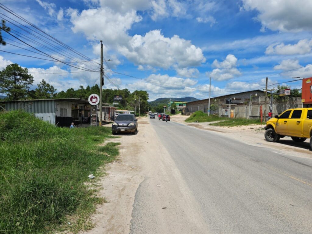 Lote Comercial en Venta en Marcala, La Paz — 3,080 Varas Cuadradas en la Zona de Mayor Tráfico