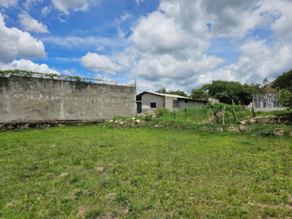 Lote Comercial en Venta en Marcala, La Paz — 3,080 Varas Cuadradas en la Zona de Mayor Tráfico