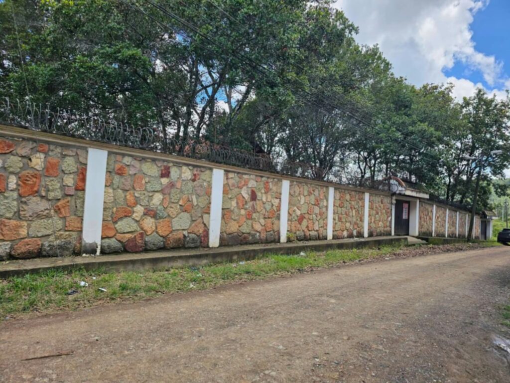 Casa de piedra natural en venta en La Esperanza, Intibucá